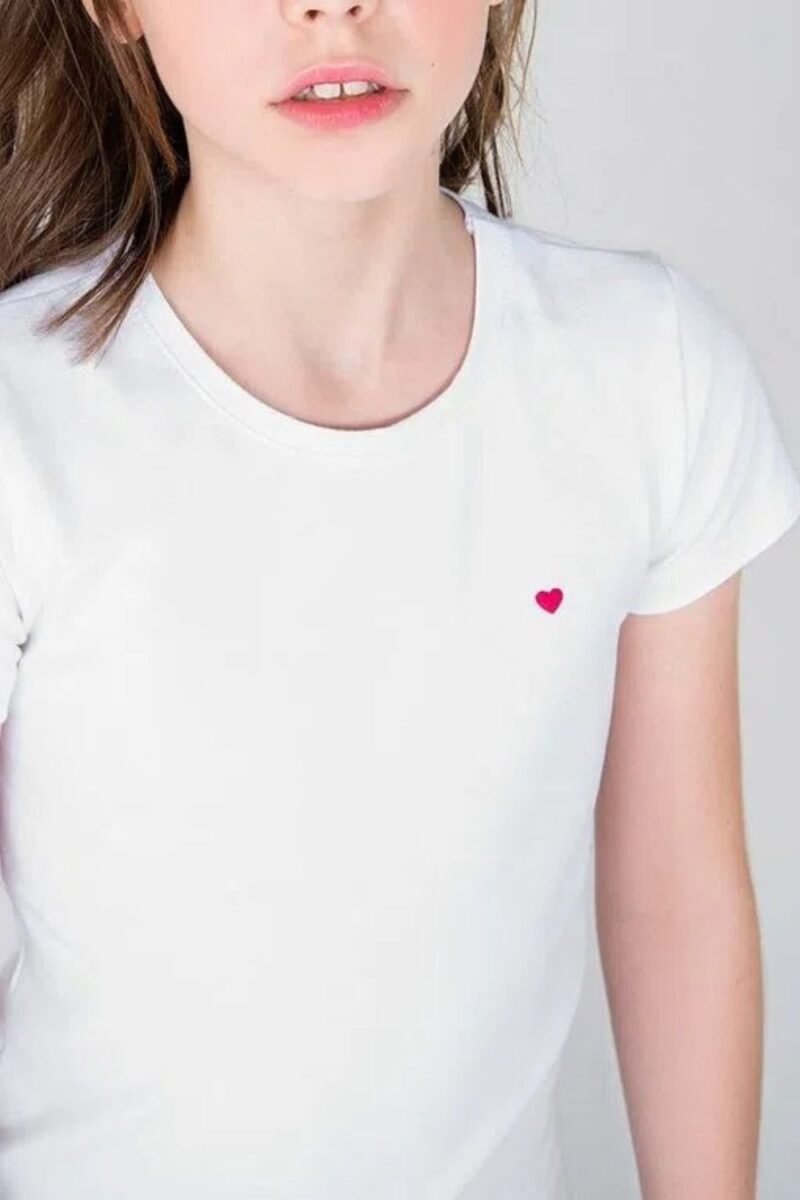etiqueta-kids-comprar-moda-infantil-online-comprar-roupas-infantis-na-internet-roupa-de-meninas-blusa-basica-infantil-manga-curta-slim-com-bordado-hering-5CMP (8)