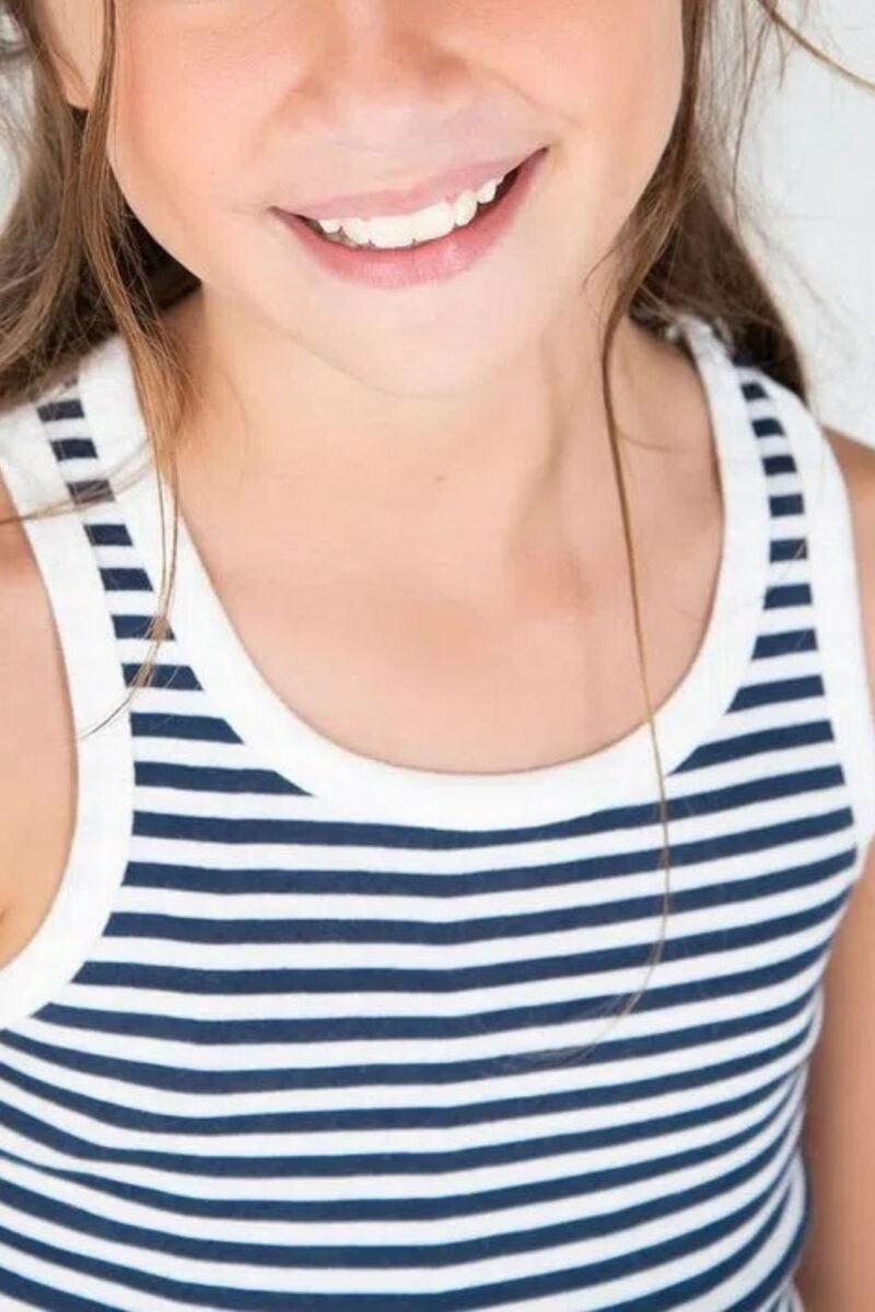 etiqueta-kids-comprar-moda-infantil-online-comprar-roupas-infantis-na-internet-roupa-de-meninas-regata-basica-infantil-feminina-estampada-hering-51LX (1)