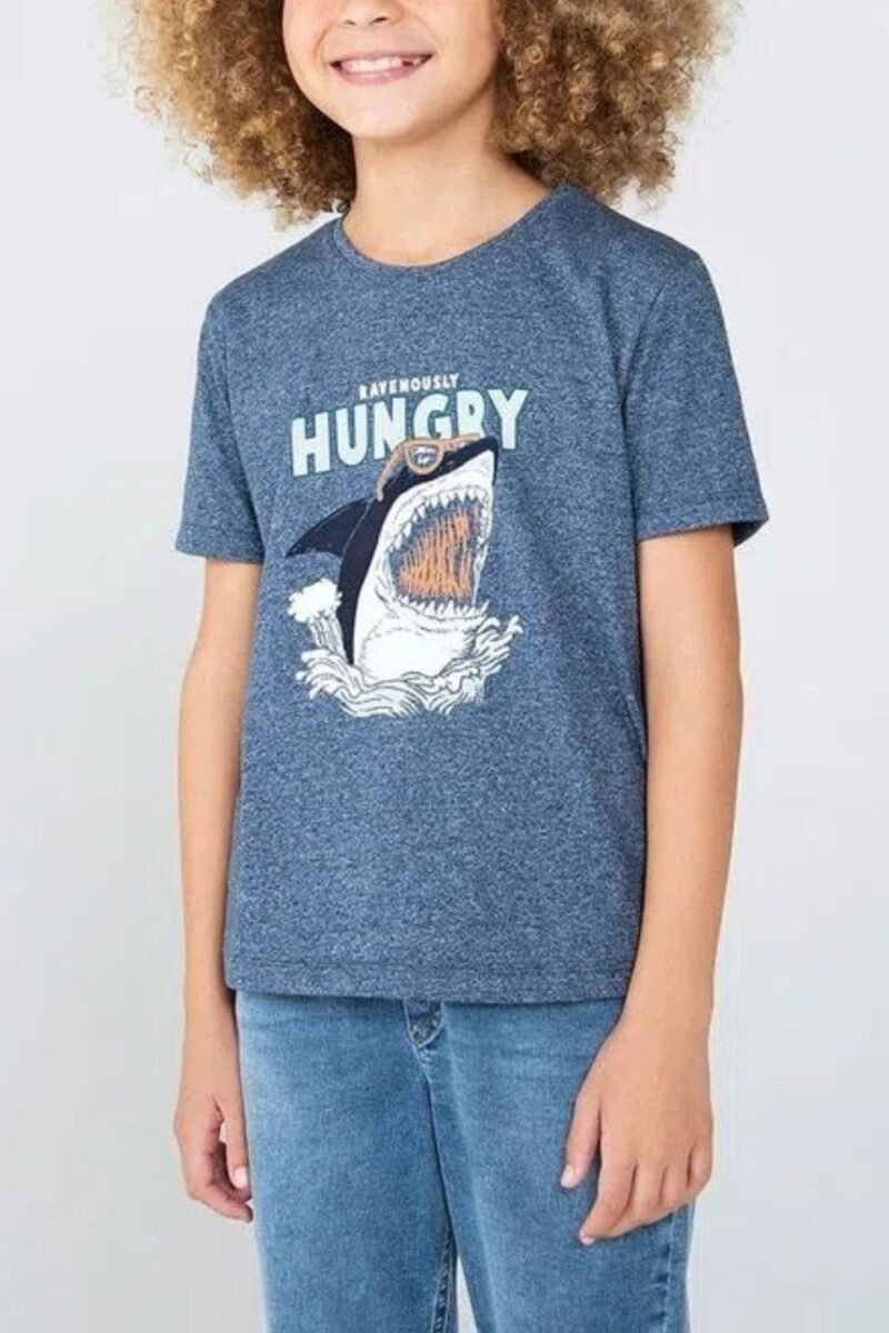 etiqueta-kids-comprar-moda-infantil-online-comprar-roupas-infantis-na-internet-roupa-de-meninos-camiseta-infantil-manga-curta-tradicional-com-estampa-hering-5CR5 (12)