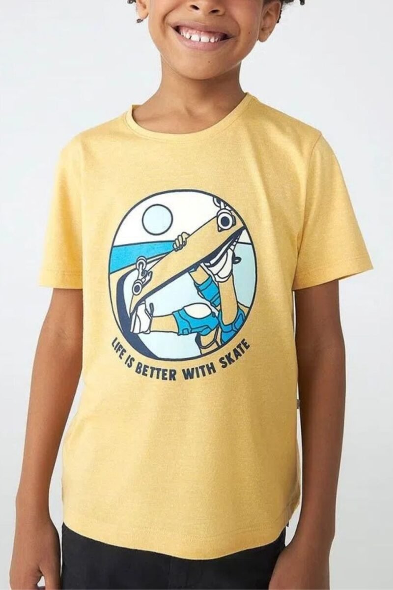 etiqueta-kids-comprar-moda-infantil-online-comprar-roupas-infantis-na-internet-roupa-de-meninos-camiseta-infantil-manga-curta-tradicional-com-estampa-hering-5CR5 (9)